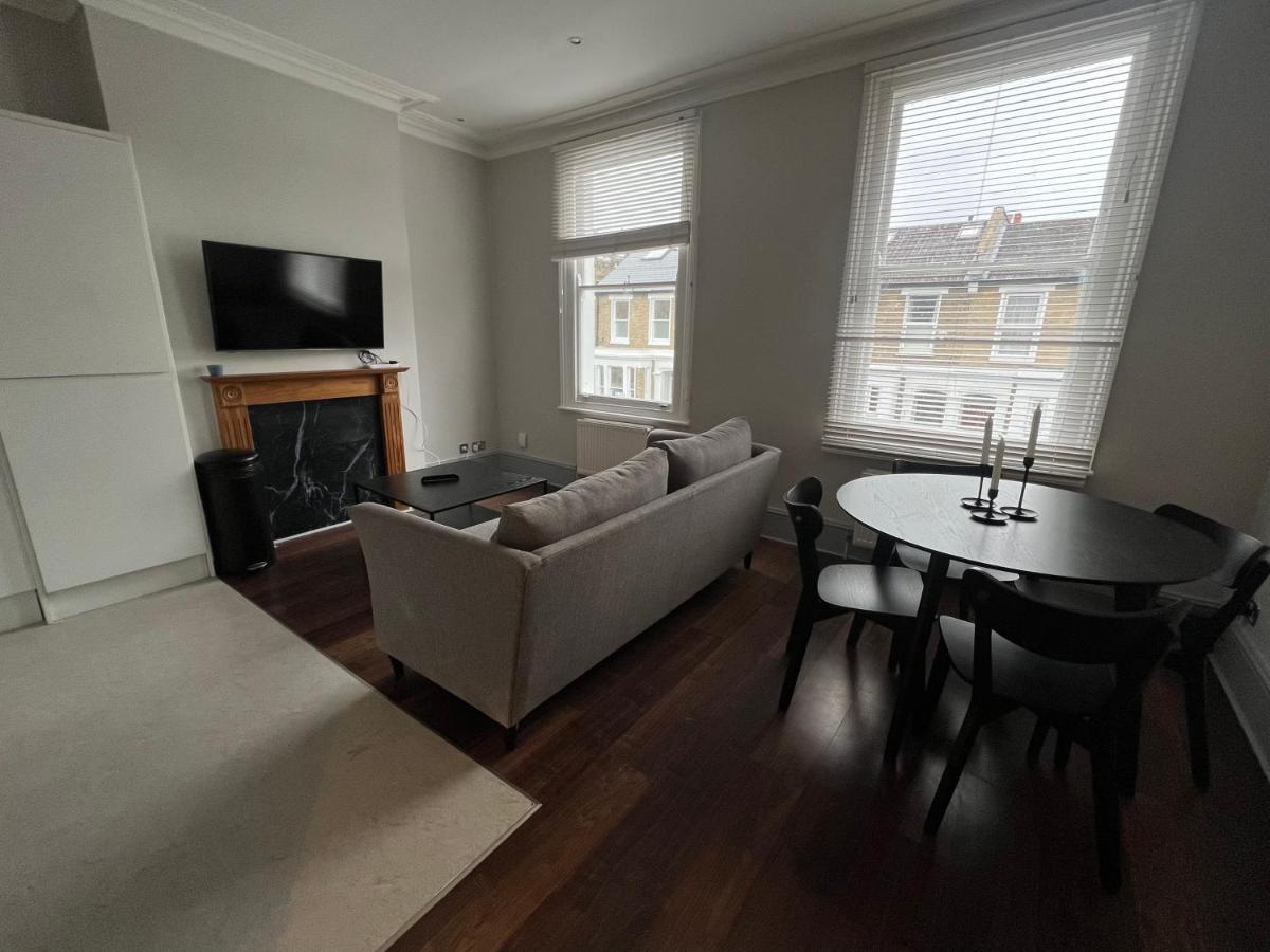 Lovely 2-Bedroom Victorian Flats Londres Exterior foto