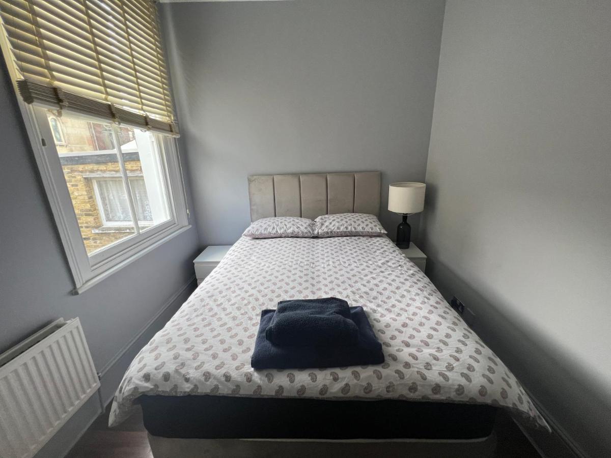 Lovely 2-Bedroom Victorian Flats Londres Exterior foto